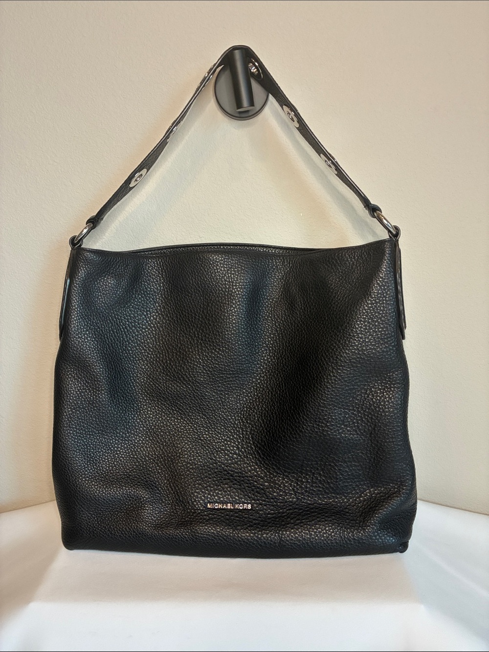 Michael Kors Hobo
